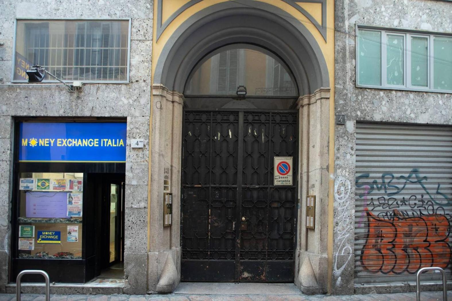 Lovely Apartment Piatti Duomo Milan Exterior photo